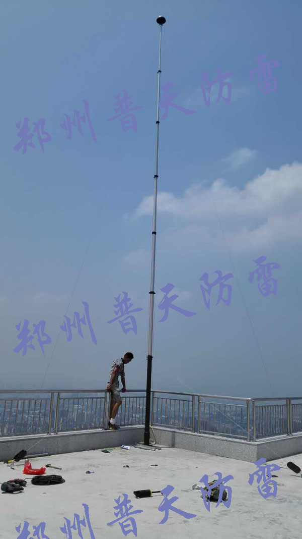 10米升降避雷針安裝2.jpg